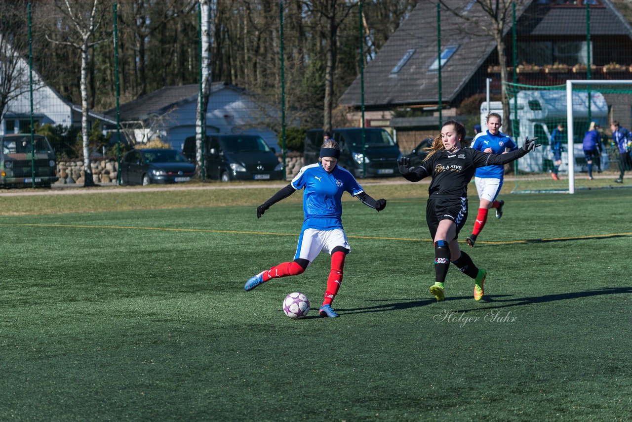 Bild 429 - B-Juniorinnen Halbfinale SVHU - Holstein Kiel : Ergebnis: 3:0